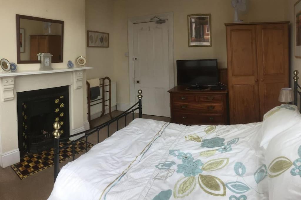 Villa Turret Corner, Colwyn Bay, 5Min Walk To Sandy Beach à Conwy Extérieur photo