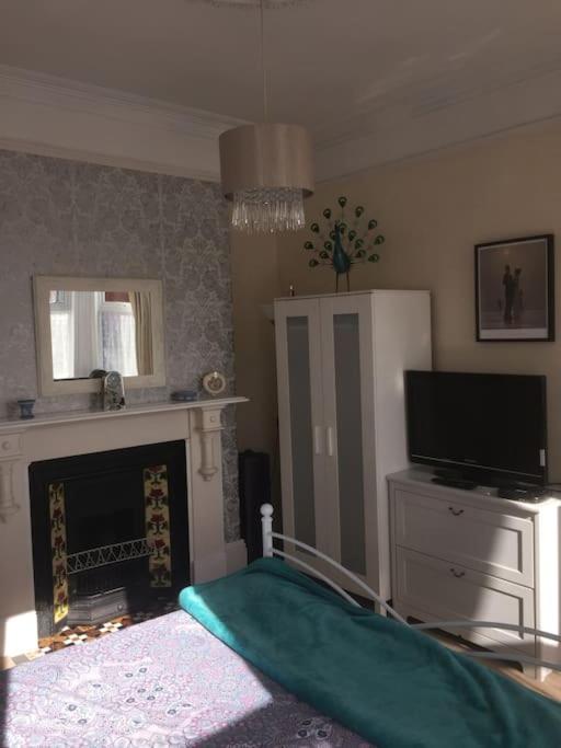 Villa Turret Corner, Colwyn Bay, 5Min Walk To Sandy Beach à Conwy Extérieur photo