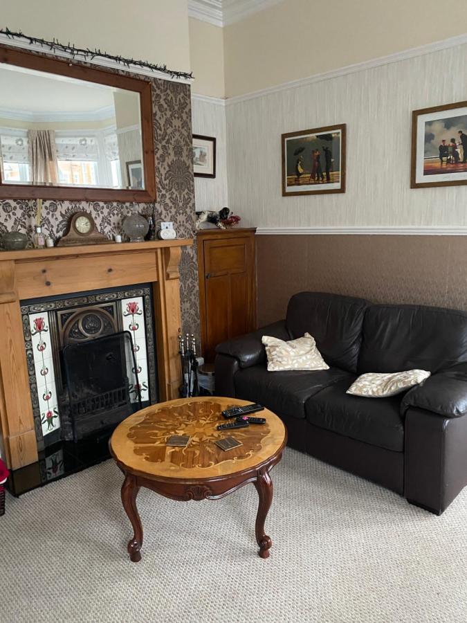 Villa Turret Corner, Colwyn Bay, 5Min Walk To Sandy Beach à Conwy Extérieur photo